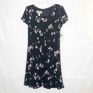 NWT Jones Wear Women's Vintage Short Sleeve Floral Dress Size 8